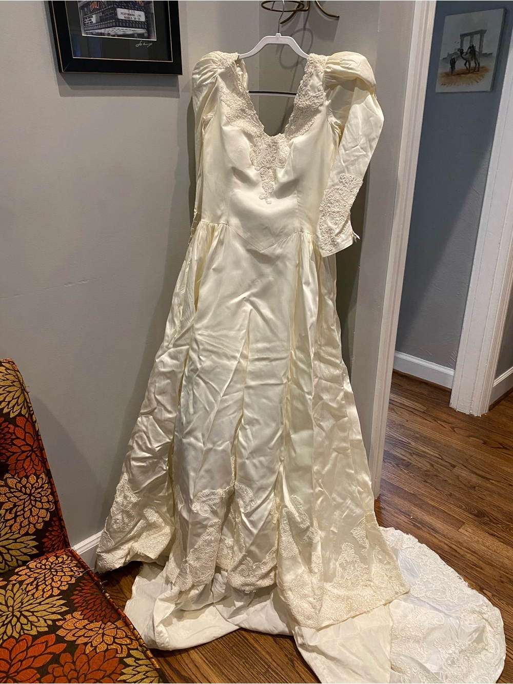 Vintage wedding dress, has been sealed in box XS/S